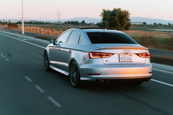 Die besten luftdurchlässigen stoffe für elegante sommer-businessanzüge: unsere favoriten im überblick!