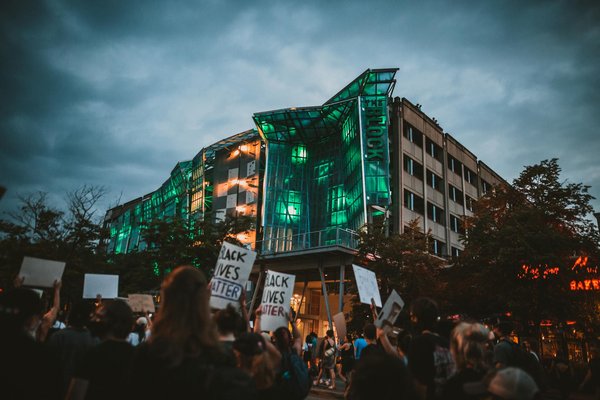 Perfekte Küchenlösungen für Großfamilien: So maximieren Sie Ihren Stauraum!